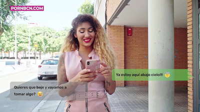 ವಿಶ್ವಾಸದ್ರೋಹಿ ಹೆಂಡತಿ ತನ್ನ ಪತಿ ಕೆಲಸ ಮಾಡುವಾಗ ತನ್ನ ಯುವ ಪ್ರೇಮಿಯನ್ನು ಕಠಿಣವಾಗಿ ಫಕ್ ಮಾಡಲಿದ್ದಾಳೆ. ಚೇಕಡಿ ಹಕ್ಕಿಗಳು ಮತ್ತು ದೊಡ್ಡ ಕತ್ತೆಯೊಂದಿಗೆ ಲ್ಯಾಟಿನಾ. ಶುಕ್ರ ಅಫ್ರೋಡೈಟ್.